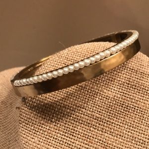 Silpada pearl and brass hammered bracelet